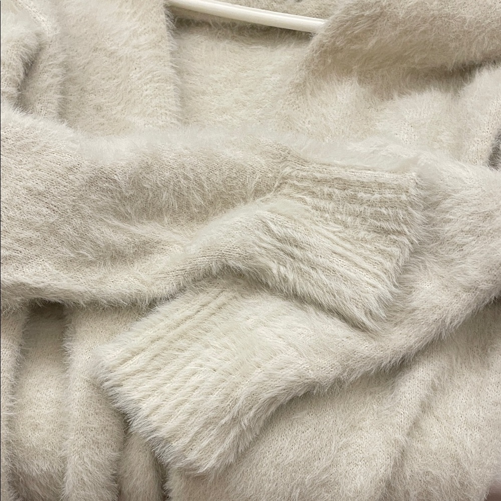 ALOHAS Soft Cream Cardigan Sweater - Picture 8 of 8